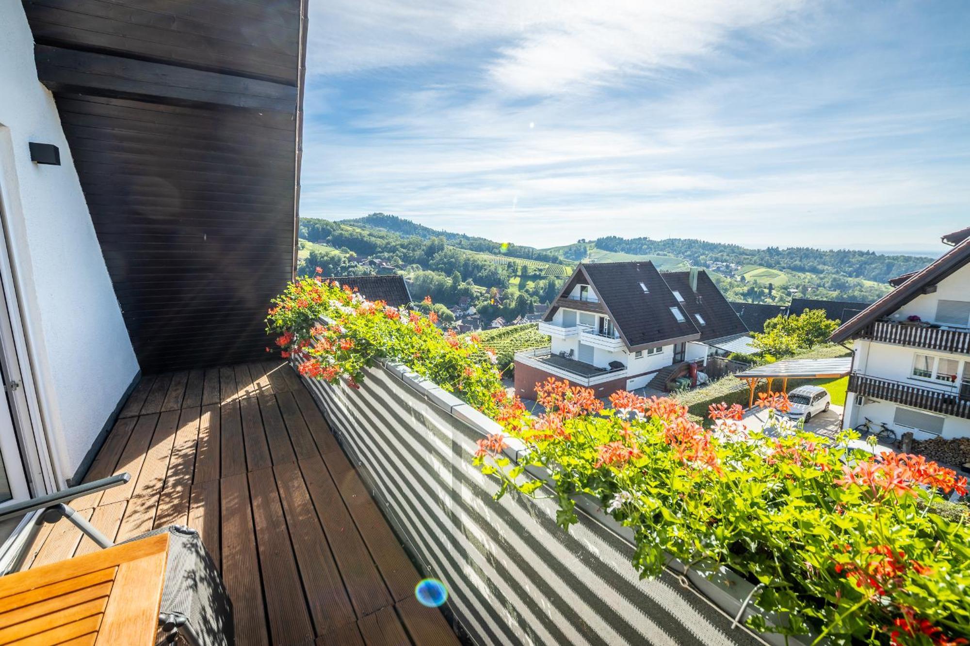Renatas Ferienwohnung Sasbachwalden Exterior foto